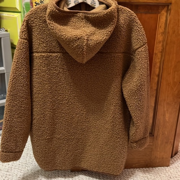 NWT Old Navy 1/2 Zip Sherpa Pullover in Chocolate - Picture 6 of 8